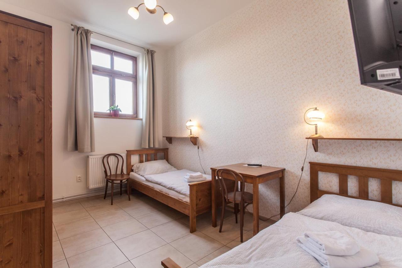 Penzion A Restaurace U Hajku Nové Dvory Buitenkant foto